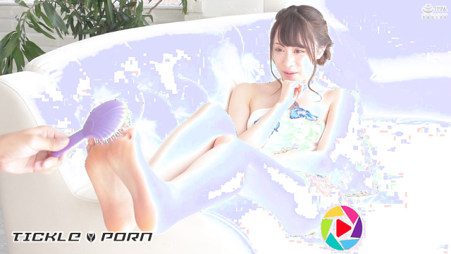 新娘妆纯洁女孩Tickle洁白小脚足底