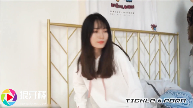  Asian