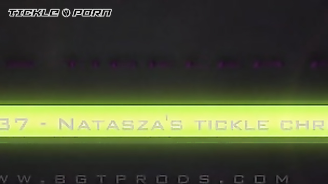 Beautiful Girls Tickled Productions – Natasza christmas tickle I