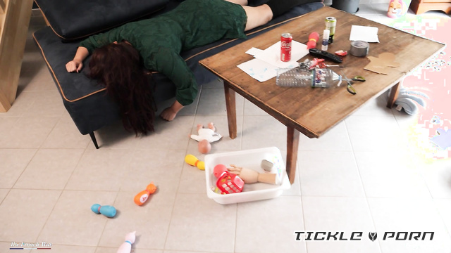 The French Way Tickling – I correct my Babysitter with MelleM foot fetish