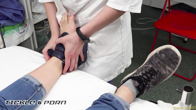 Bizarre Foot Tickle Interrogations – Samanta Foot Specialist has Her Foot Specially Toe Tickled Until She Howls