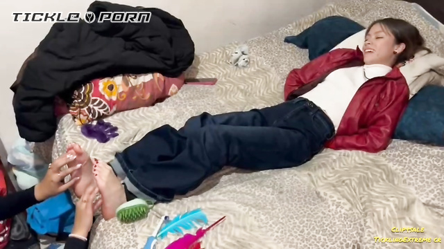 Ticklingextreme Cr - Camille Leads Sensual Irene’s Feet Tickling Instruction Part 3