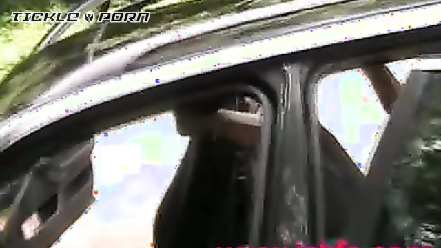 Creative Art Tickling – Jordan – Feet and Armpit-Tickling in the Car