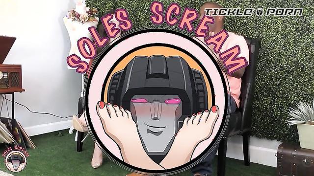 Soles Scream – Goddess Tickles Tickled in Light Bondage
