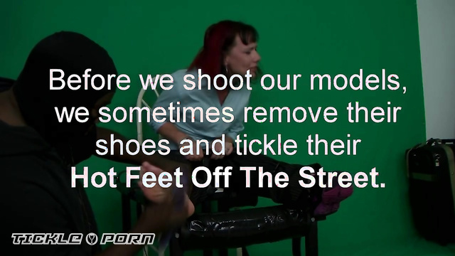 Tickle Hotness - Hot Feet Off The Street with Randy Moore