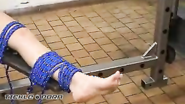 Dungeon Maidens – Sierra’s Tickle Torture