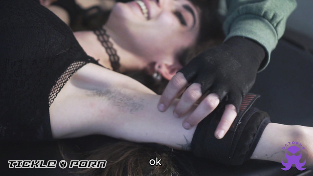 Octopus - Noe first time upper body tickling Part 1