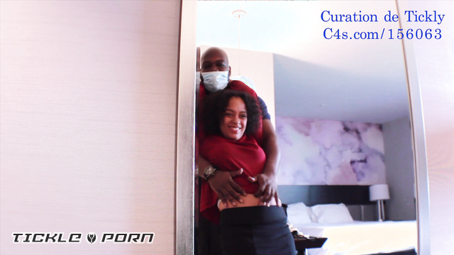Curation De Tickly – Teasing TeeTee’s Ticklish Pits