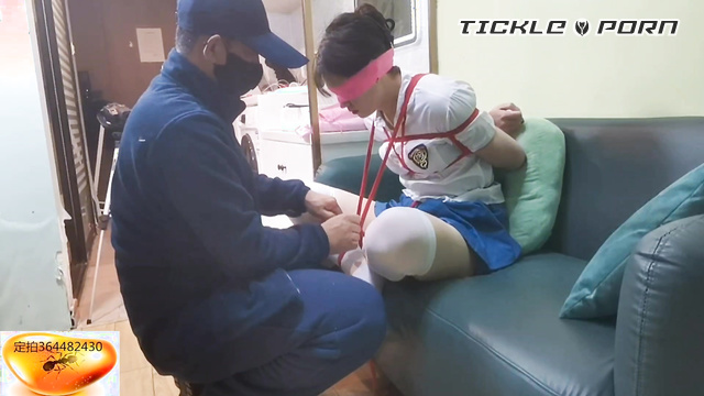 Chinese Tickling TK - 昨日私は隣人をどのように罰したか