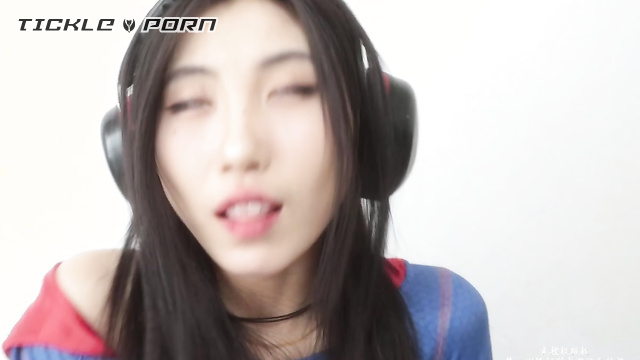 【得意客】女超人特色TK 定身白靴白袜挠痒
