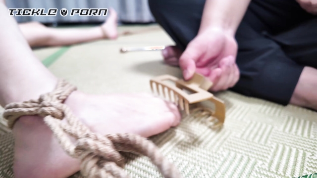 Chinese Tickling TK - In bondage the whole body was tickled