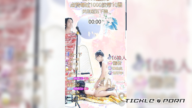 Chinese Tickling TK - Live Show: All Members Are Extremely Ticklish