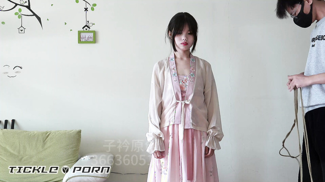  Asian