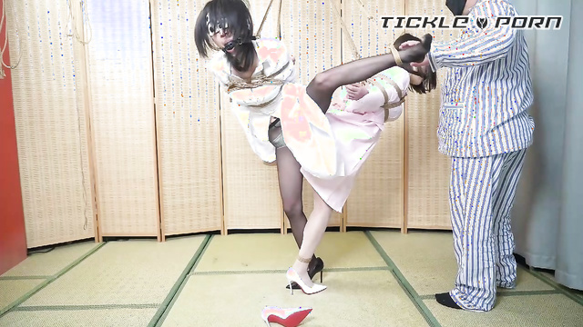 Chinese Tickling TK - Nurse Xiao and the Doctor's Ticklish Ties