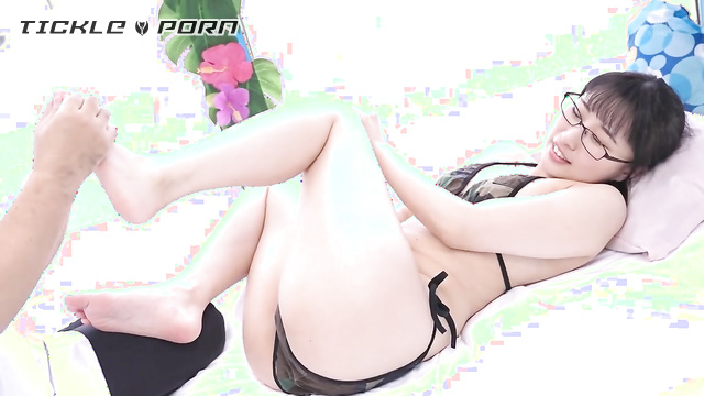 Chinese Tickling TK - Japanese Beauties Public Foot Tickle