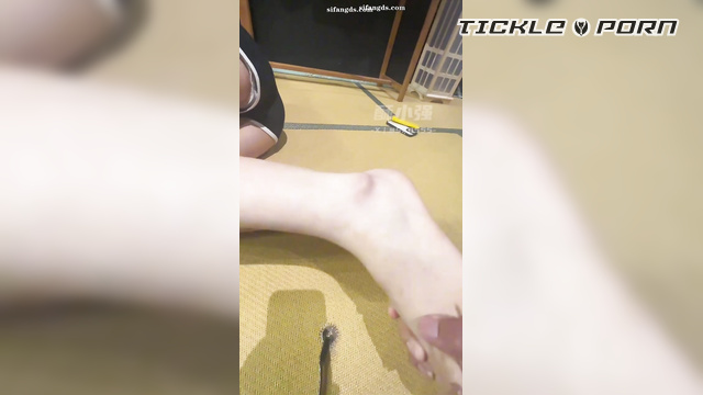 Chinese Tickling TK - Meeting and Tickle Freshman Girl at Hotel