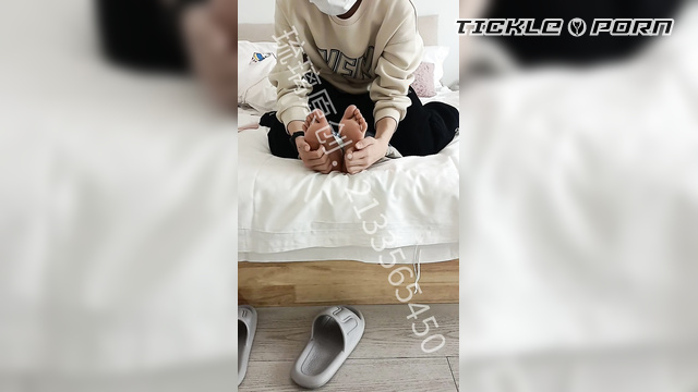 Chinese Tickling TK - Private Cinema Female Classmate's First Tickles