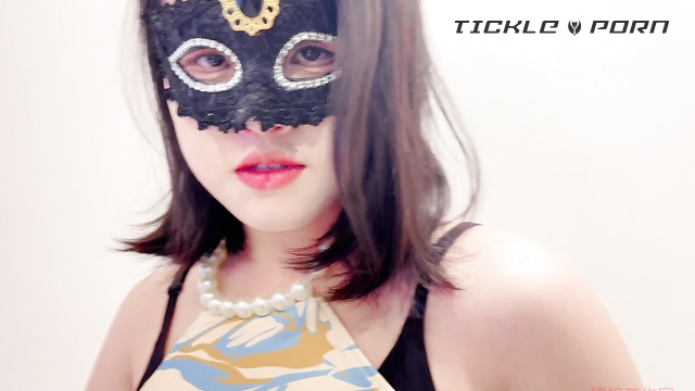  Asian