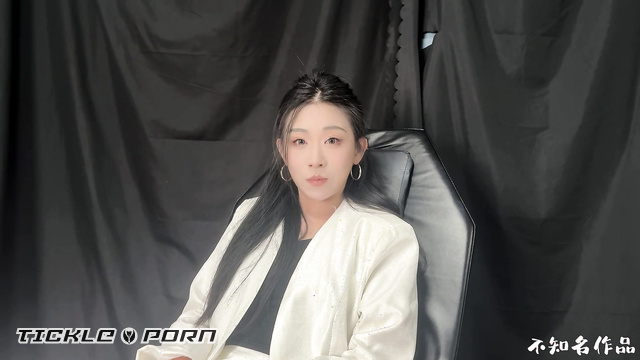  Asian