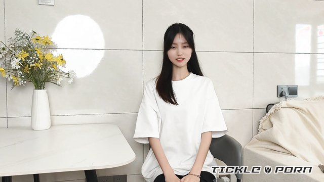 Chinese Tickling TK - Exclusive Xiao Ke Original: Energetic Xiao Jin’s Tickle Session