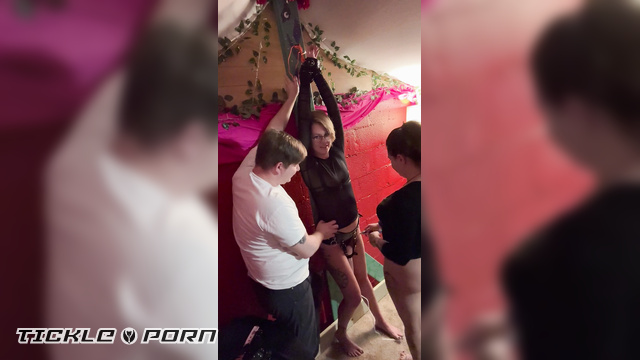 StarrandJewel'sDungeonofDominance - Jewel tied to Y frame with orgasm belt