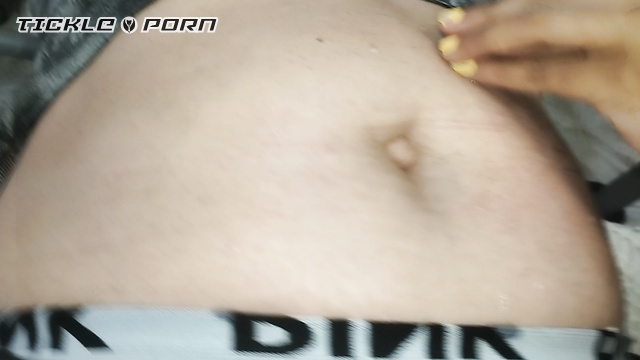 Ninosticklingstudio - Tummy Tease: Neida’s Chilly Belly Button Surprise